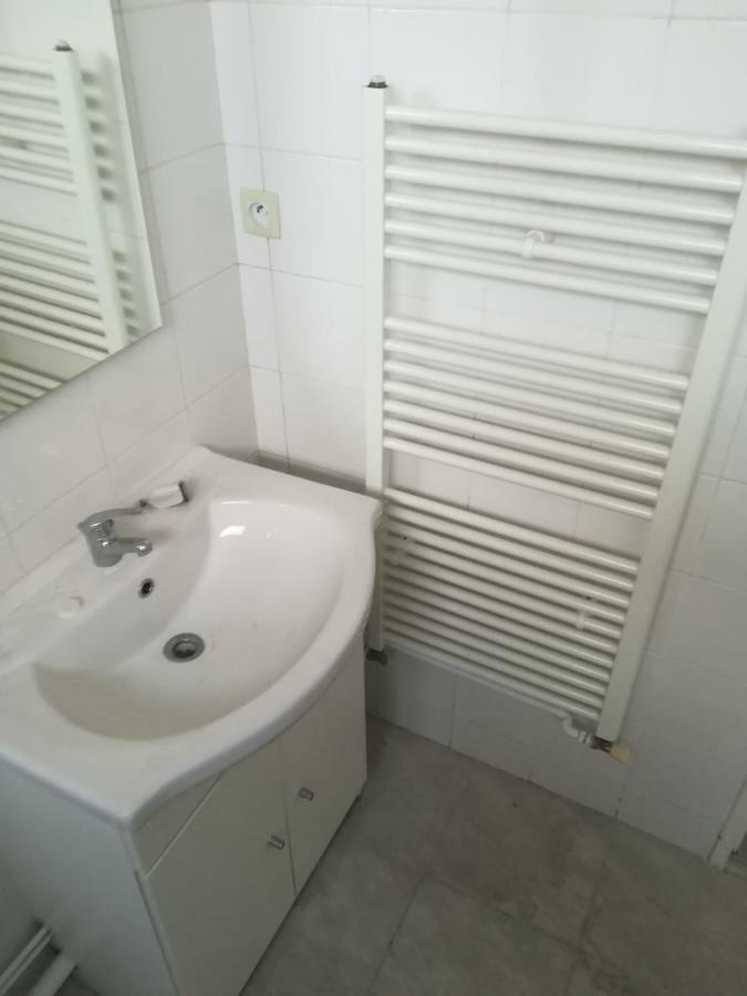A 20 Minutes De Paris Homestay *